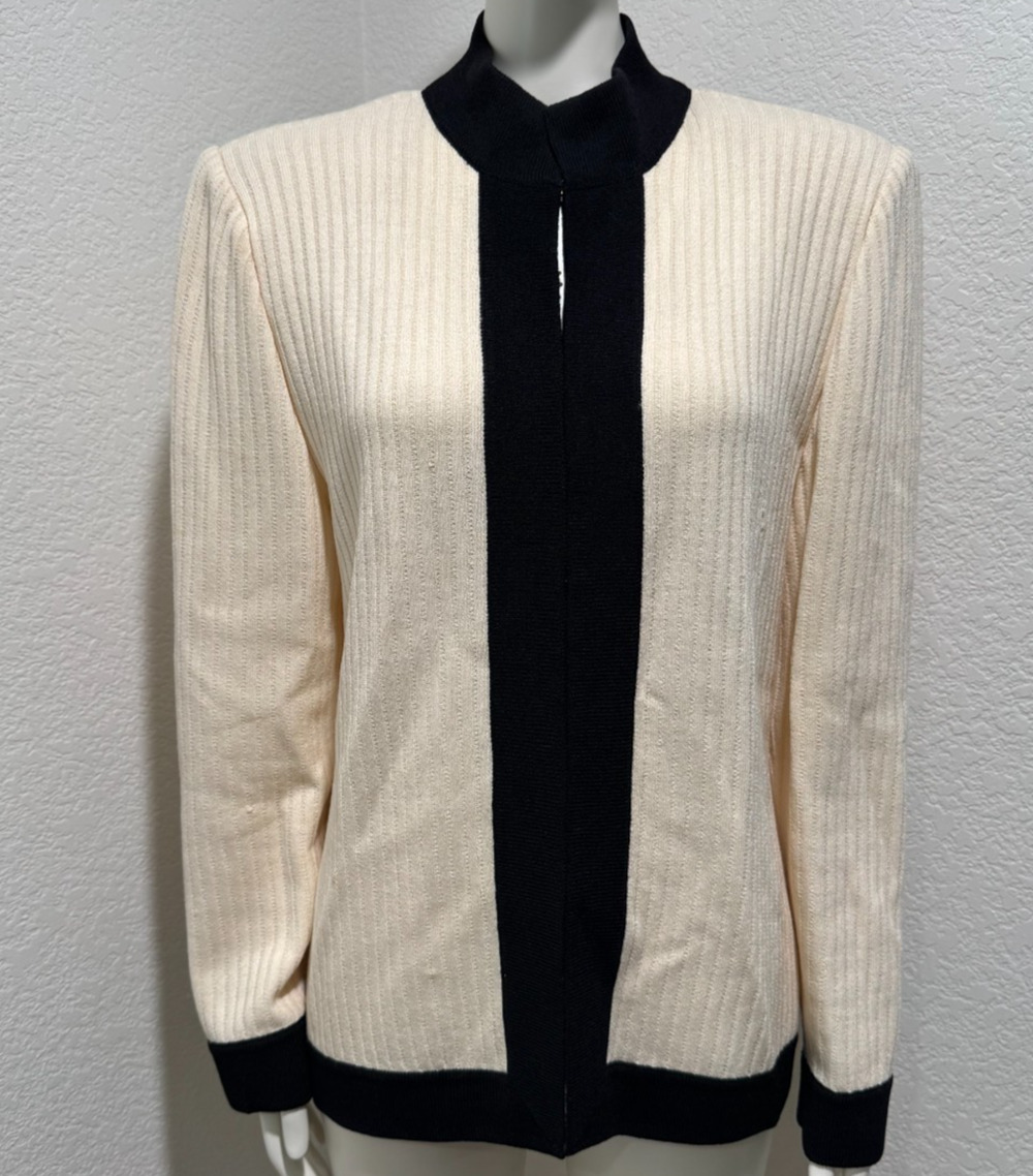 St John Collection Cream Black Cardigan Sweater Ribbed Sz 14 Gold Hook Eye Front